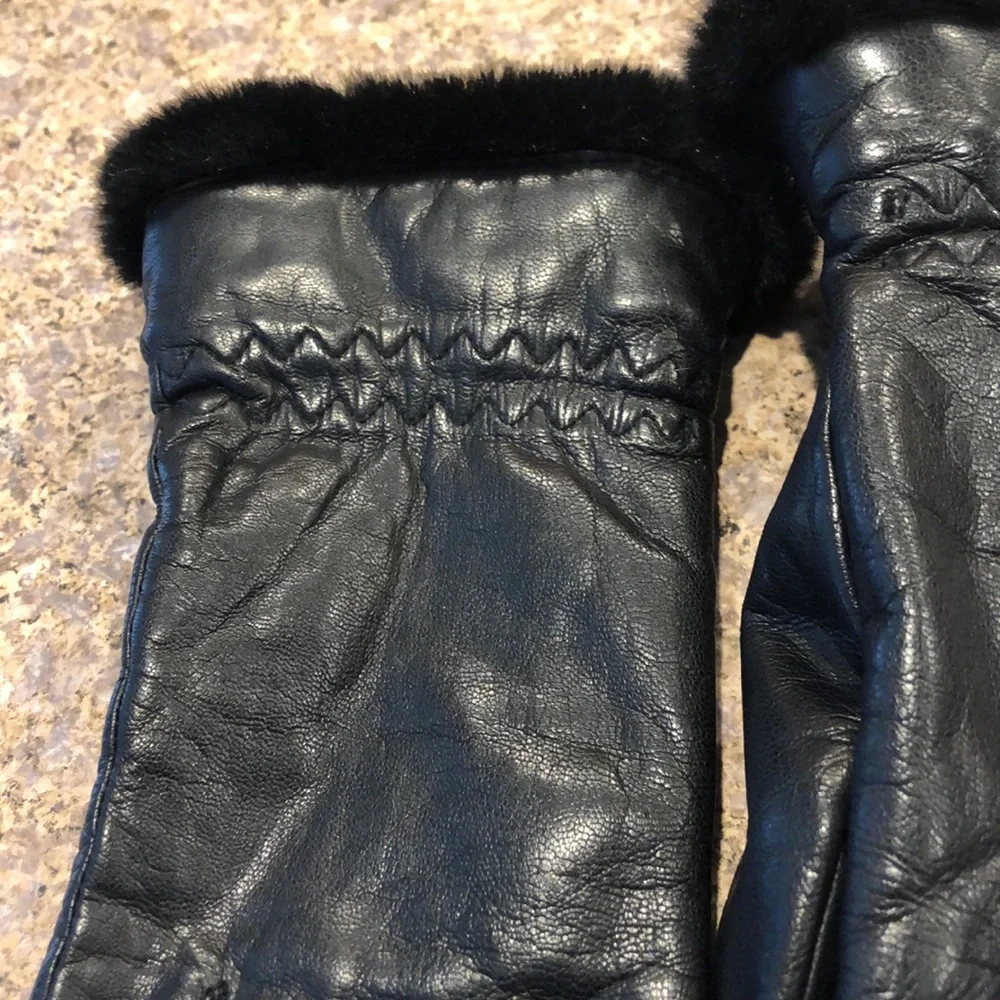 Vintage Fownes Black Leather Gloves Size 7 1/2